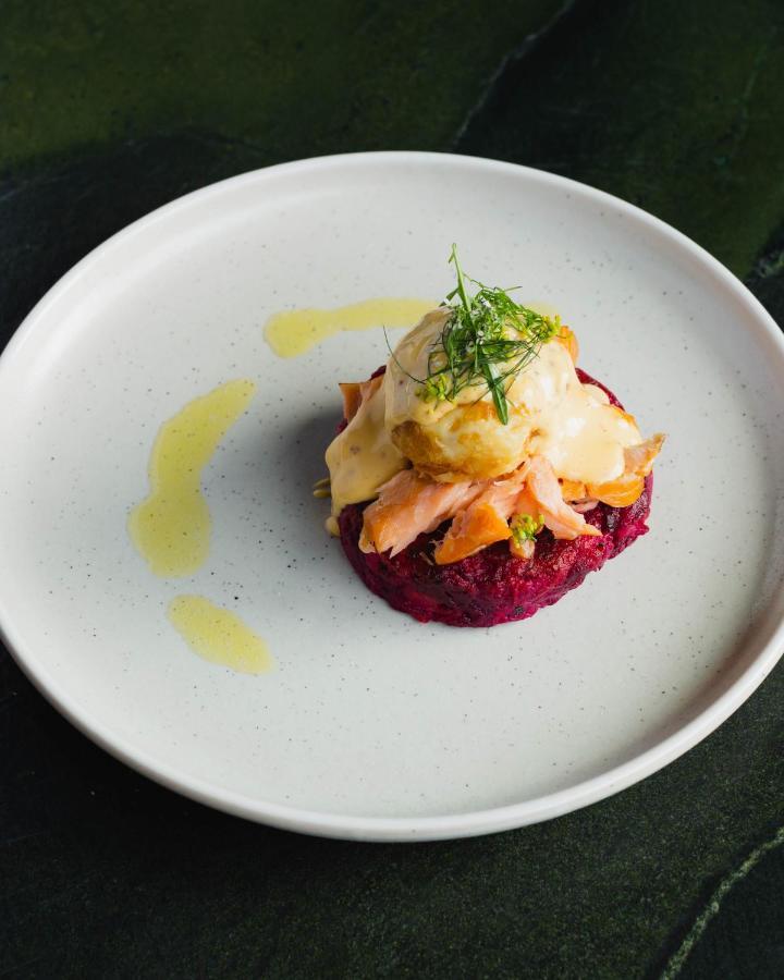 Ebb-Dunedin Exterior foto Salmon and beetroot
